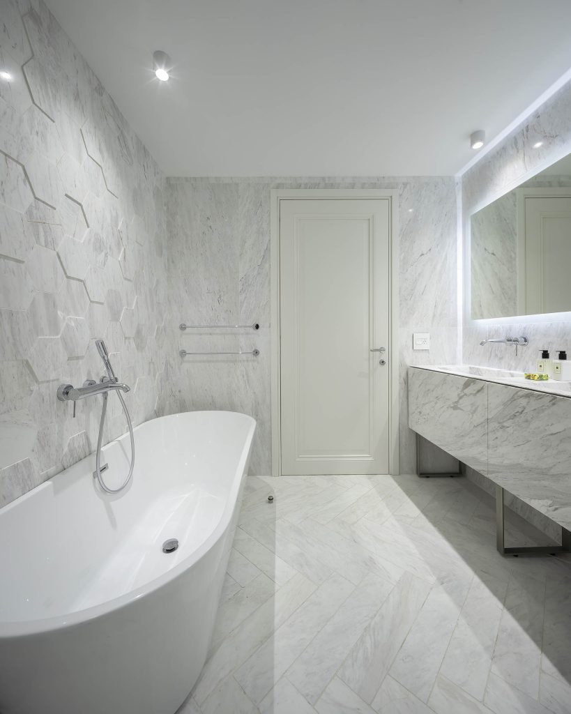 apartamento modelo baño