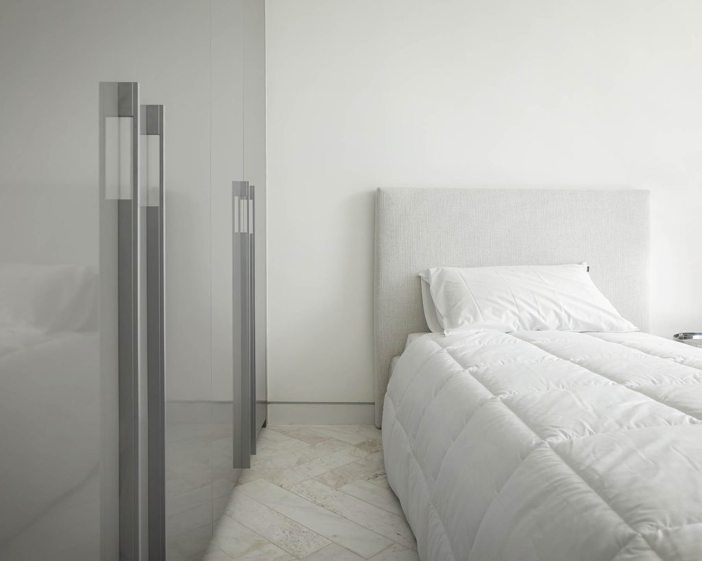 apartamento modelo detalles cuarto